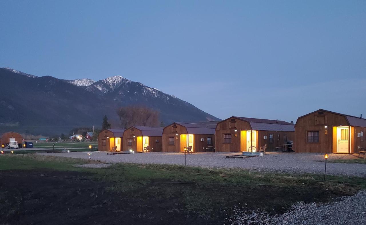 Glacier Acres Guest Ranch Columbia Falls Exterior photo